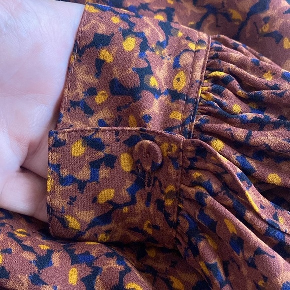 Theory Blouson Sleeve Floral Silk Crepe Neck Tie Blouse - Picture 6 of 6